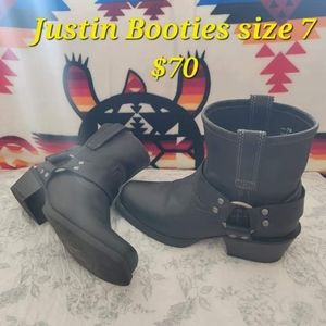 Justin gypsy square toe boots